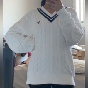 Aritzia TNA Clay Sweater in Small